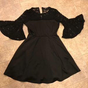 Luxology black Lace dress